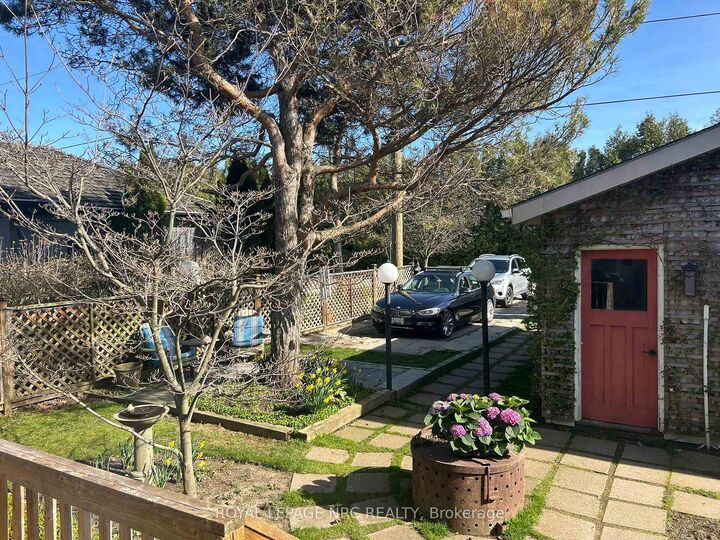 Property Photo: 12 Firelane 2B, R.r.#3 Road W ON L0S 1J0