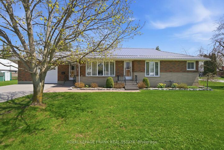 Property Photo: 958 Eldon Road ON K0M 2M0
