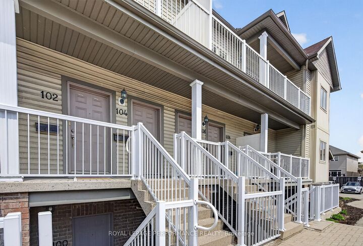 Property Photo:  104 Sternes Private  ON K4A 0X8 