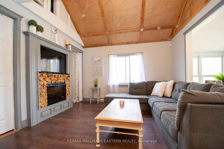 Property Photo: 2305 Thurstonia Road ON K0M 1L0