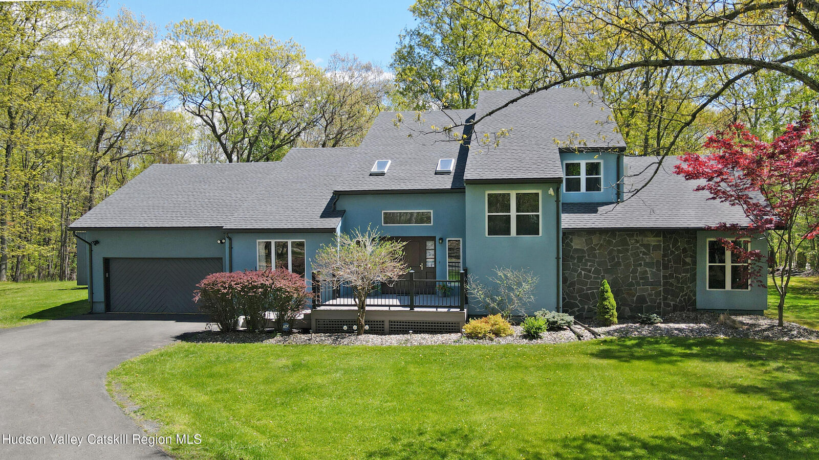 Property Photo:  44 Bristol Hill  NY 12433 