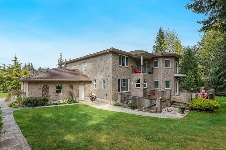 Property Photo: 1781 Thurber Rd BC V9M 1A4