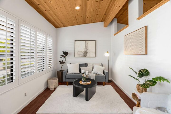 Property Photo:  321 Arroyo Way  CA 95476 