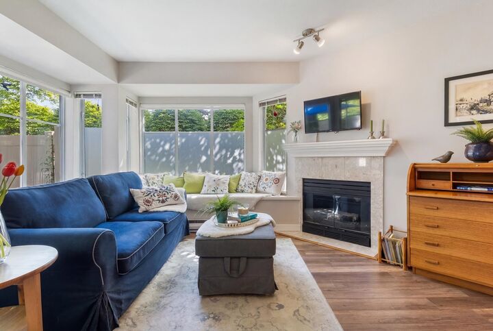 Property Photo:  131 W 20th Street 101  BC V7M 1Y2 
