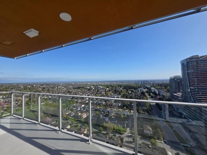 Property Photo: 485 W 42nd Avenue 2505 BC V5Y 0R6