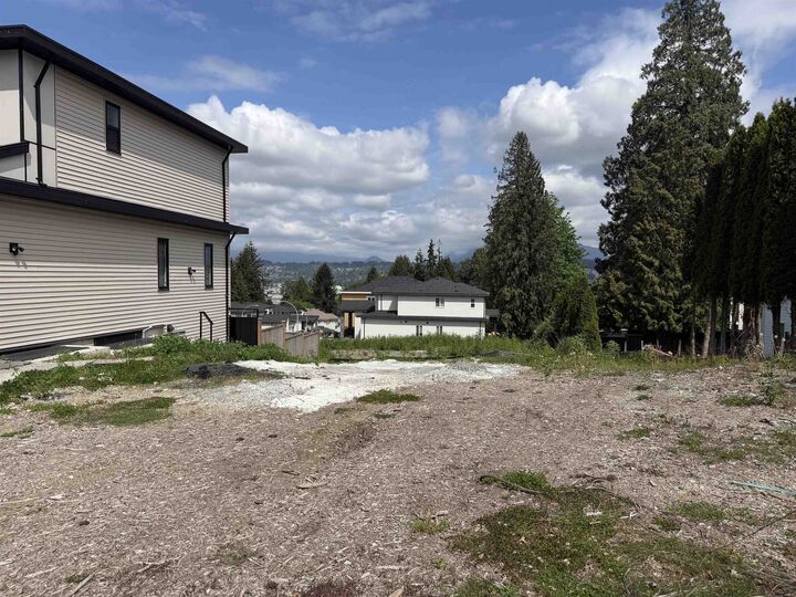 Property Photo: 13875 114 Avenue BC V3R 2L8