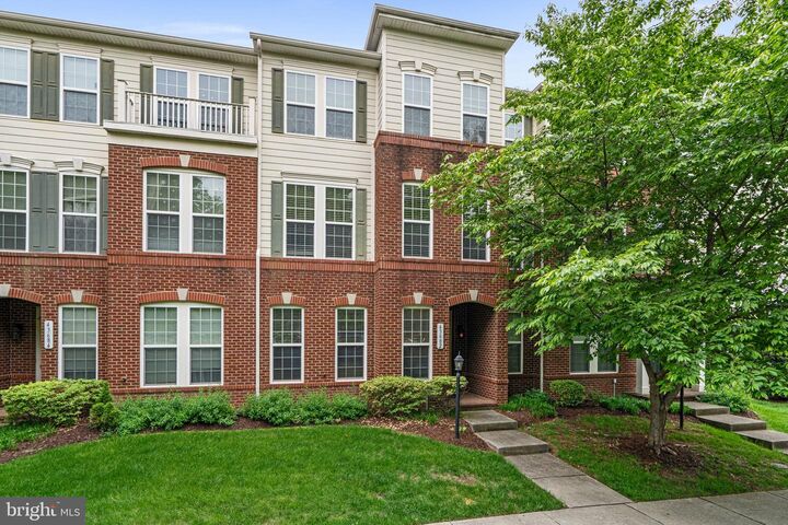 Property Photo:  43682 Chicacoan Creek Square  VA 20176 