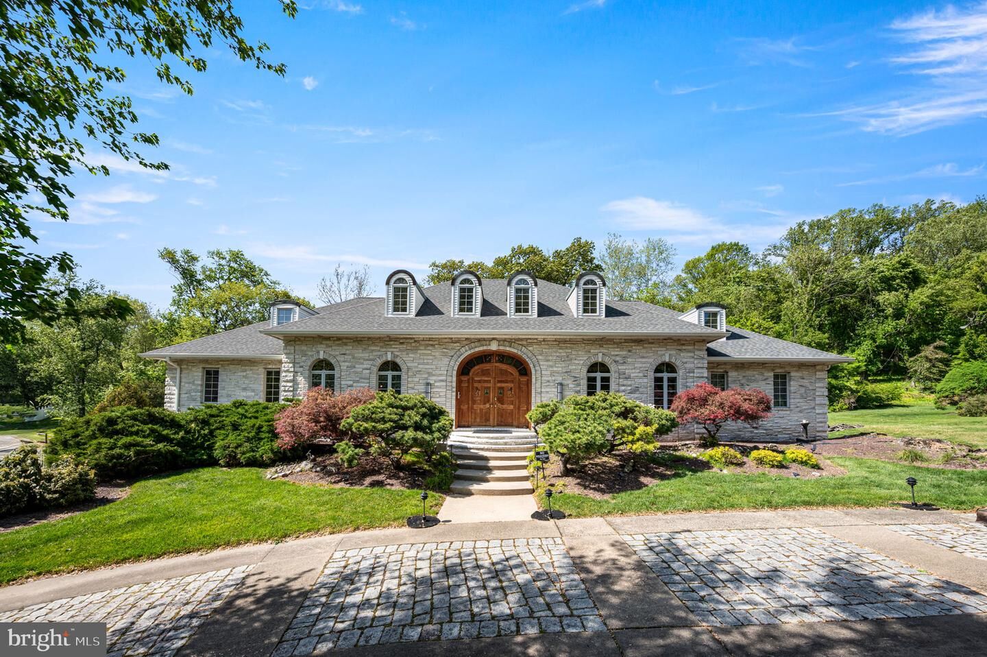 Property Photo: 343 Wyndmoor Lane PA 19006