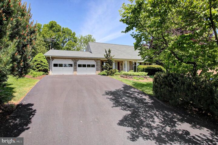 Property Photo:  9495 Hesshire Hill Court  PA 17268 