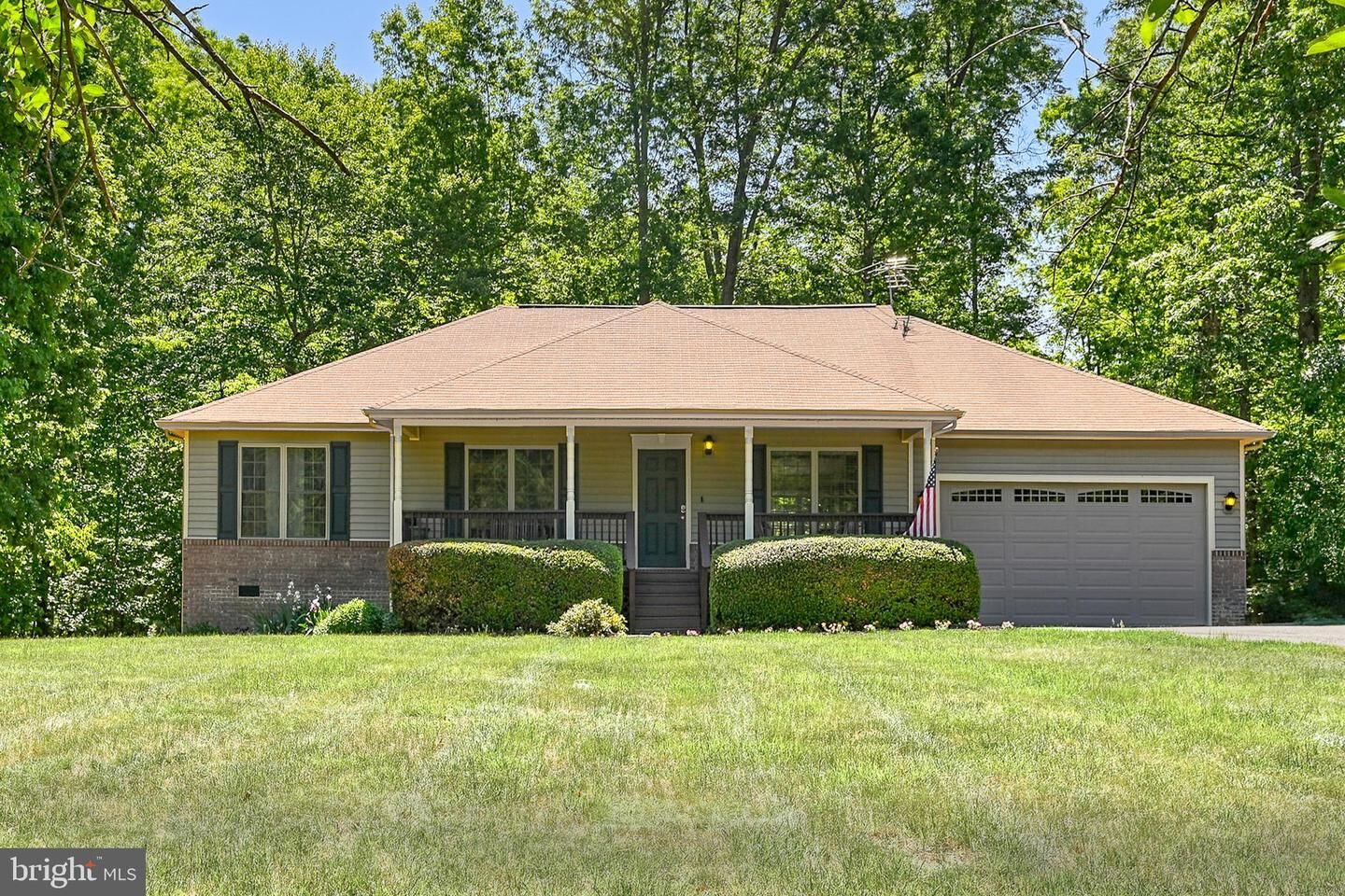 Property Photo: 418 Windwood Coves Boulevard VA 23117