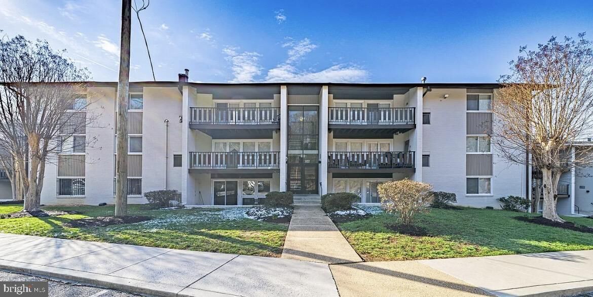 Property Photo:  3122 Brinkley Road 4201  MD 20748 