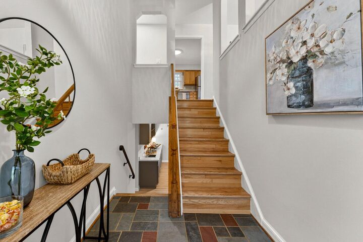 Property Photo:  4104 Crescent Hills Drive  VA 20169 