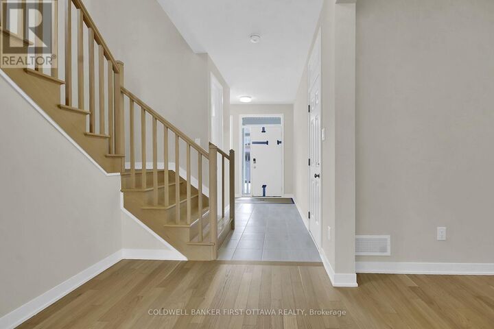 Property Photo:  807 Tincture Place North  ON K2W 0P2 