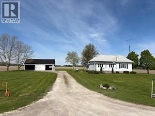 Property Photo:  1833 Tramway Road Road  ON N0P 1M0 