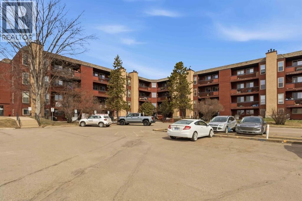 Property Photo:  610 Signal Road  AB T9H 4W5 