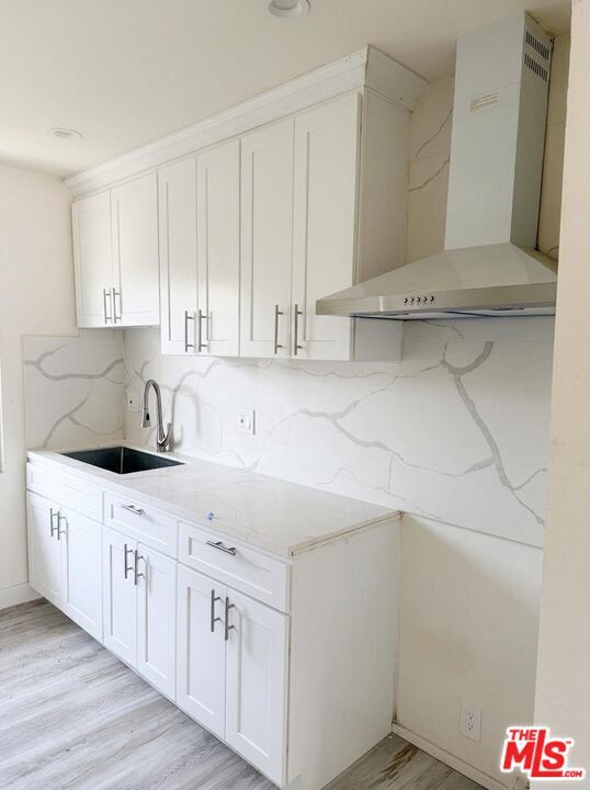 Property Photo:  10218 Darby Ave  CA 90303 