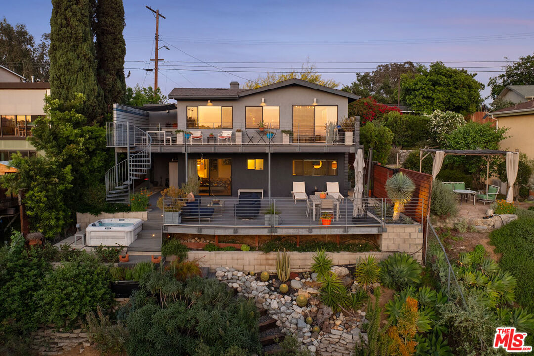 Property Photo:  523 Marie Ave  CA 90042 