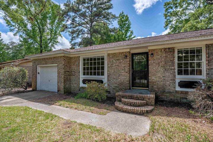 Property Photo:  402 Ravenscroft  SC 29172 