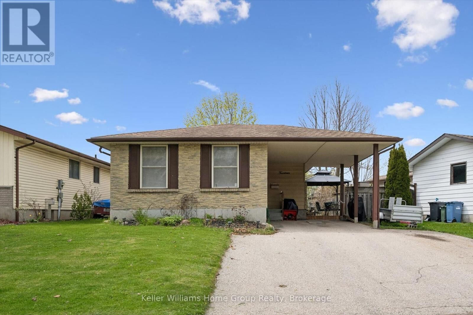Property Photo:  14 Muskoka Drive  ON N1E 3M7 