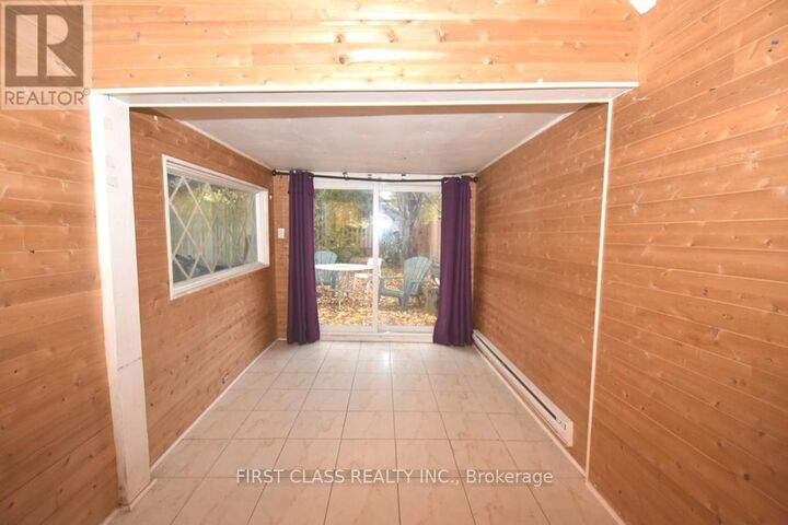 Property Photo:  192 Major Street  ON M5S 2L3 