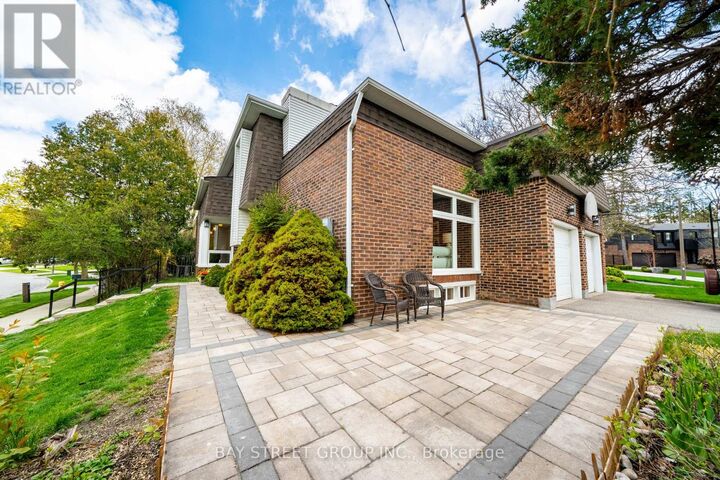Property Photo:  62 Captain Rolph Court  ON L3P 3K9 