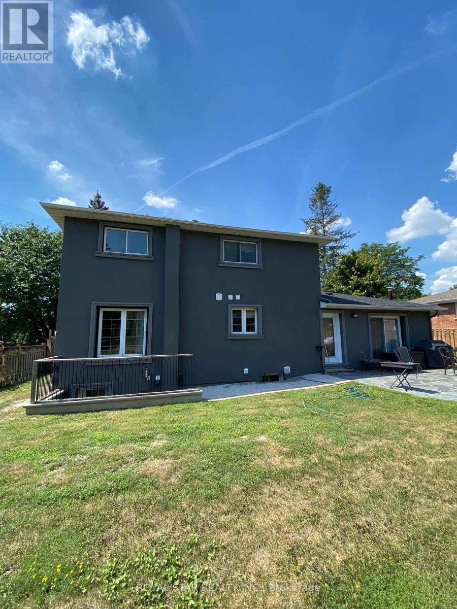 Property Photo:  48 Sunnywood Crescent Bsmt  ON L4C 6W3 