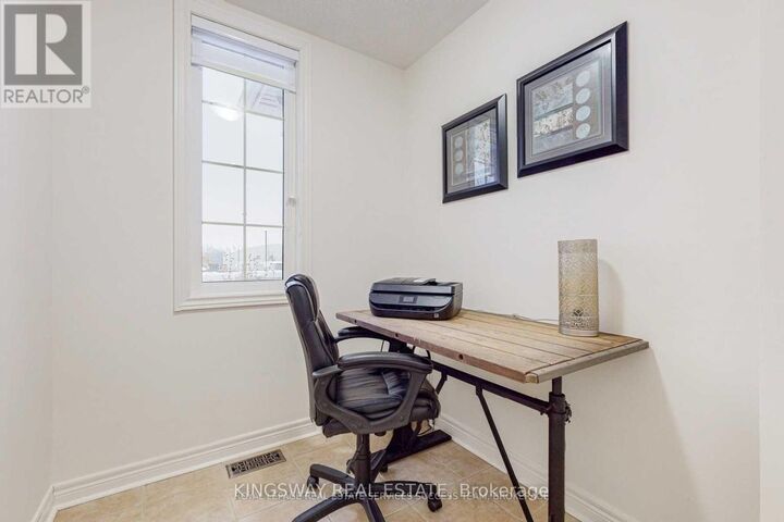 Property Photo:  14 McDevitt Lane  ON L7C 3S2 