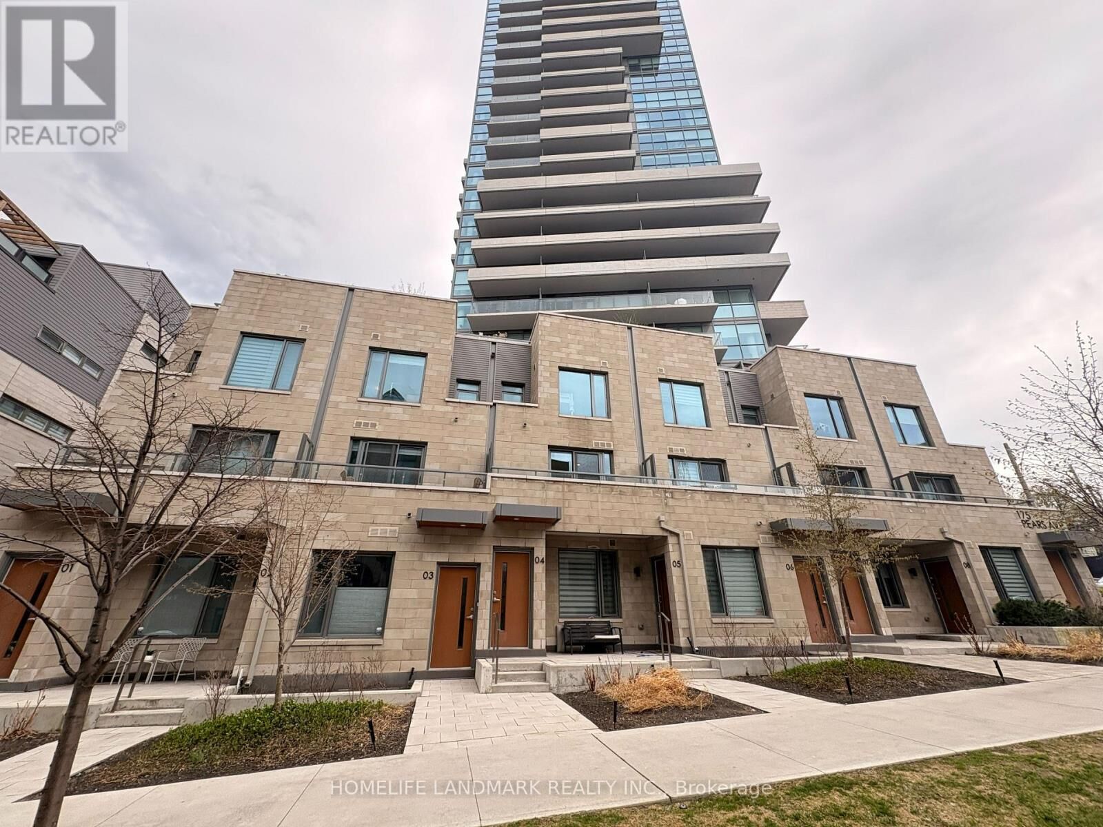 Property Photo:  175 Pears Avenue Th4  ON M5R 0C2 