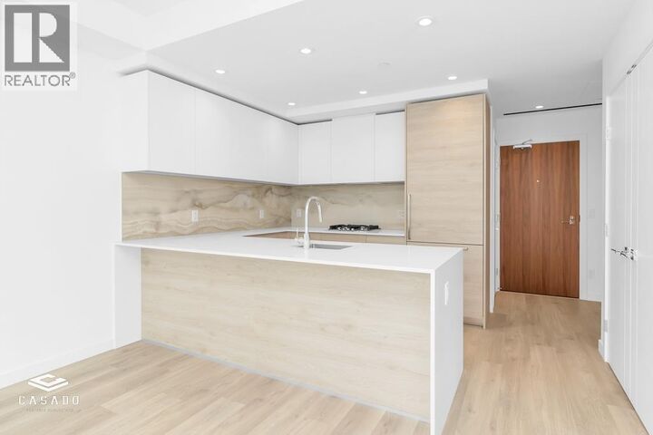 Property Photo:  660 Quayside Drive 3205  BC V3M 0P1 