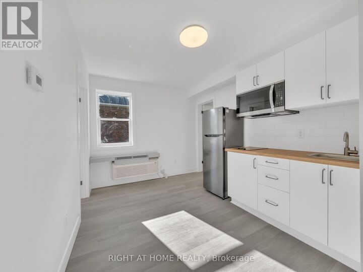 Property Photo:  1804 Drouillard Road 202  ON N8W 3X5 