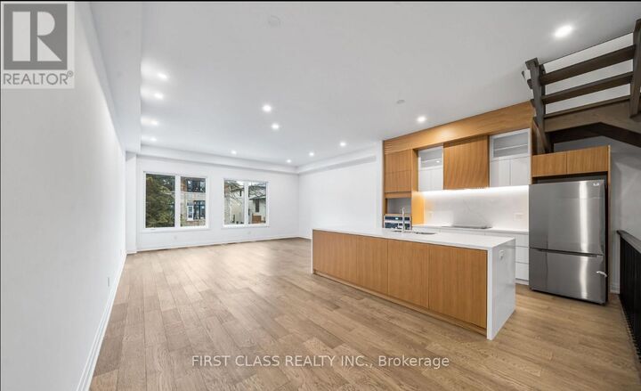 Property Photo:  16 Direzze Court  ON L4C 5T8 