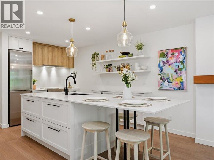 Property Photo:  1925 West 2nd Avenue 207  BC V6J 1J2 