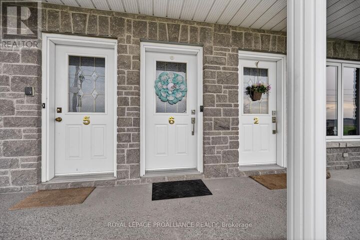 Property Photo:  410 King Street East 6  ON K0E 1T0 