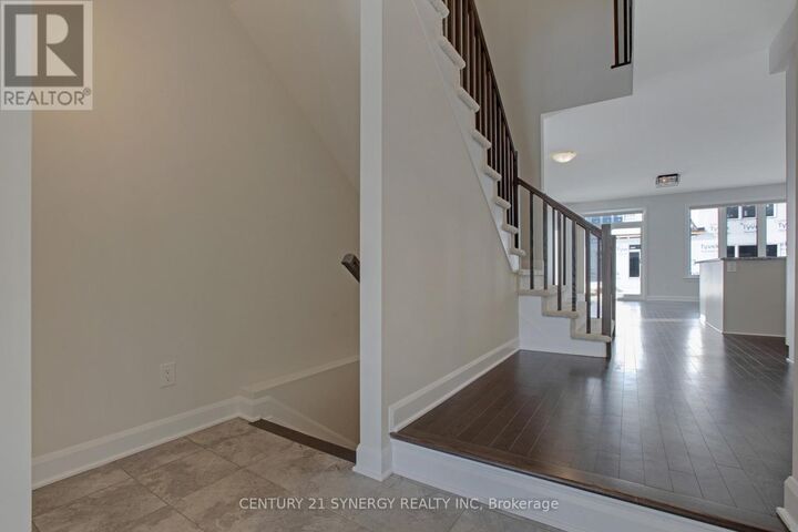 Property Photo:  708 Southeast Taliesin Crescent  ON K2S 2K6 