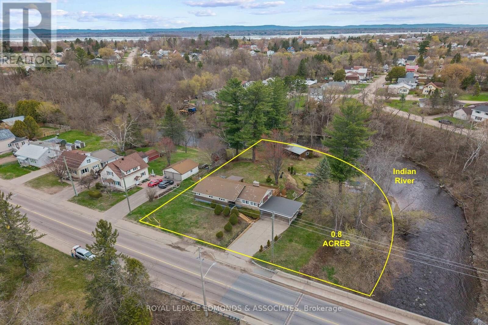 Property Photo: 499 Boundary Road East ON K8A 6L7