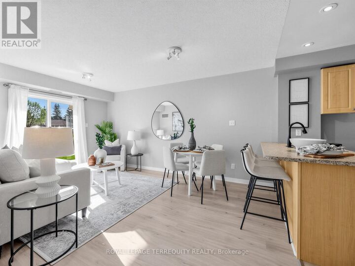 Property Photo:  124 Aspen Springs Drive 102  ON L1C 0G8 