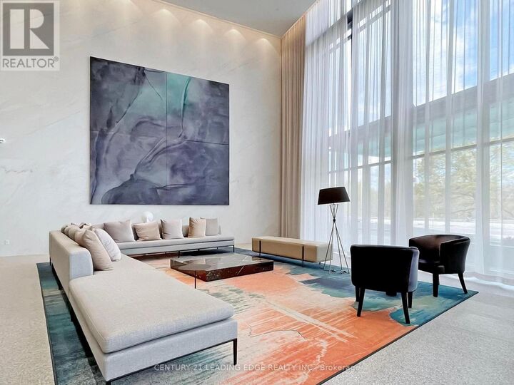 Property Photo:  585 Bloor Street East 821  ON M4W 0B3 