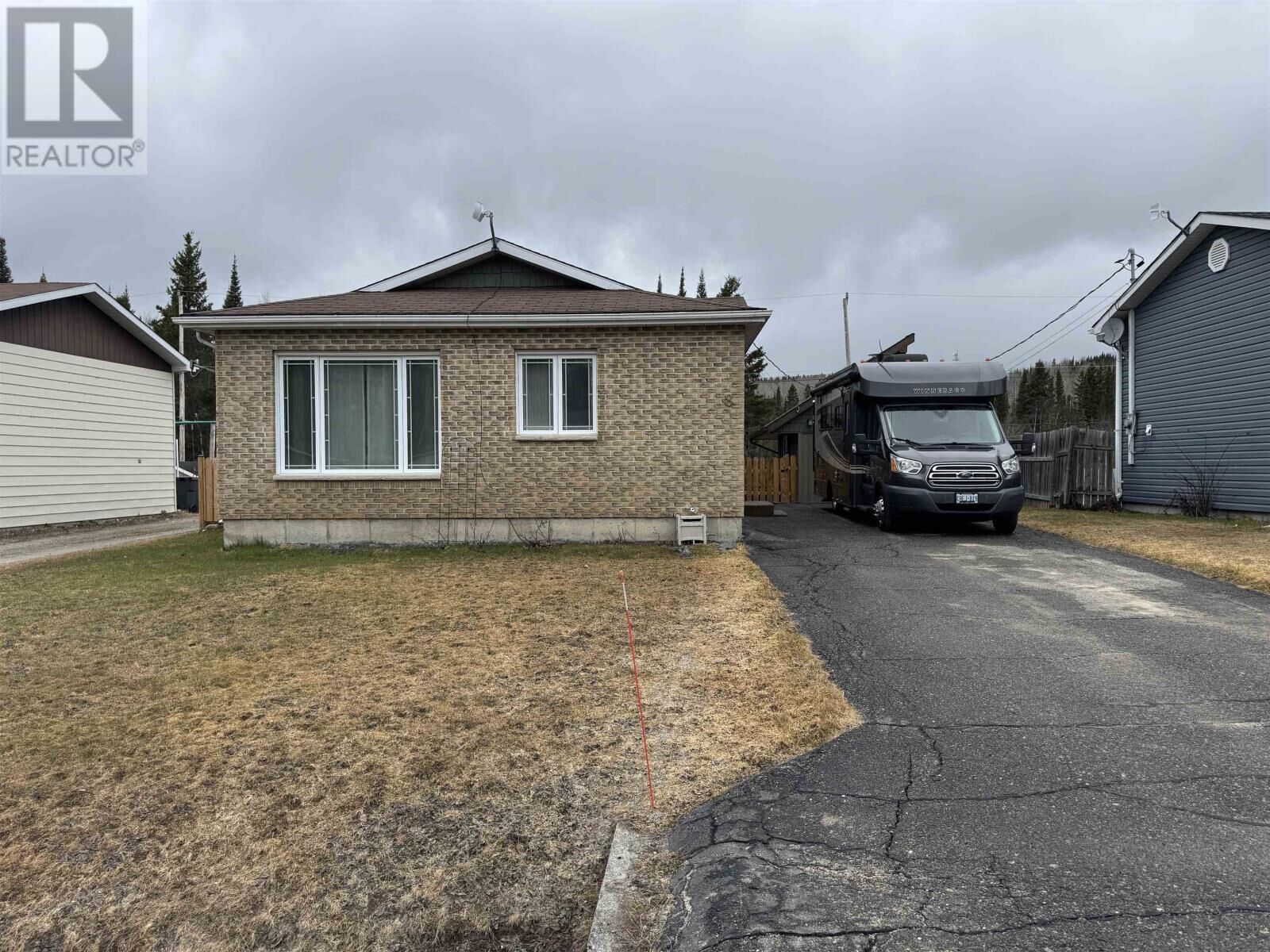 Property Photo:  8 Matachewan Rd  ON P0T 2C0 