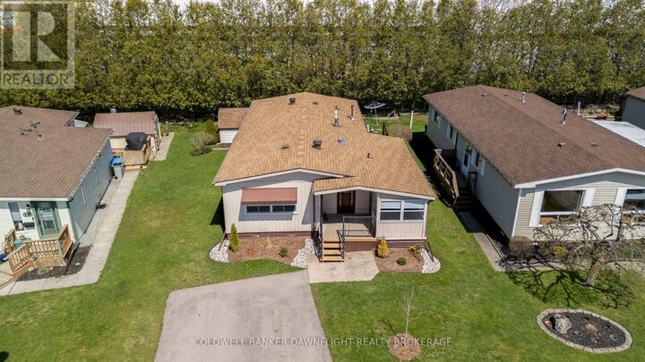 Photo de la propriété: 12 Redford Drive ON N0M 1S3