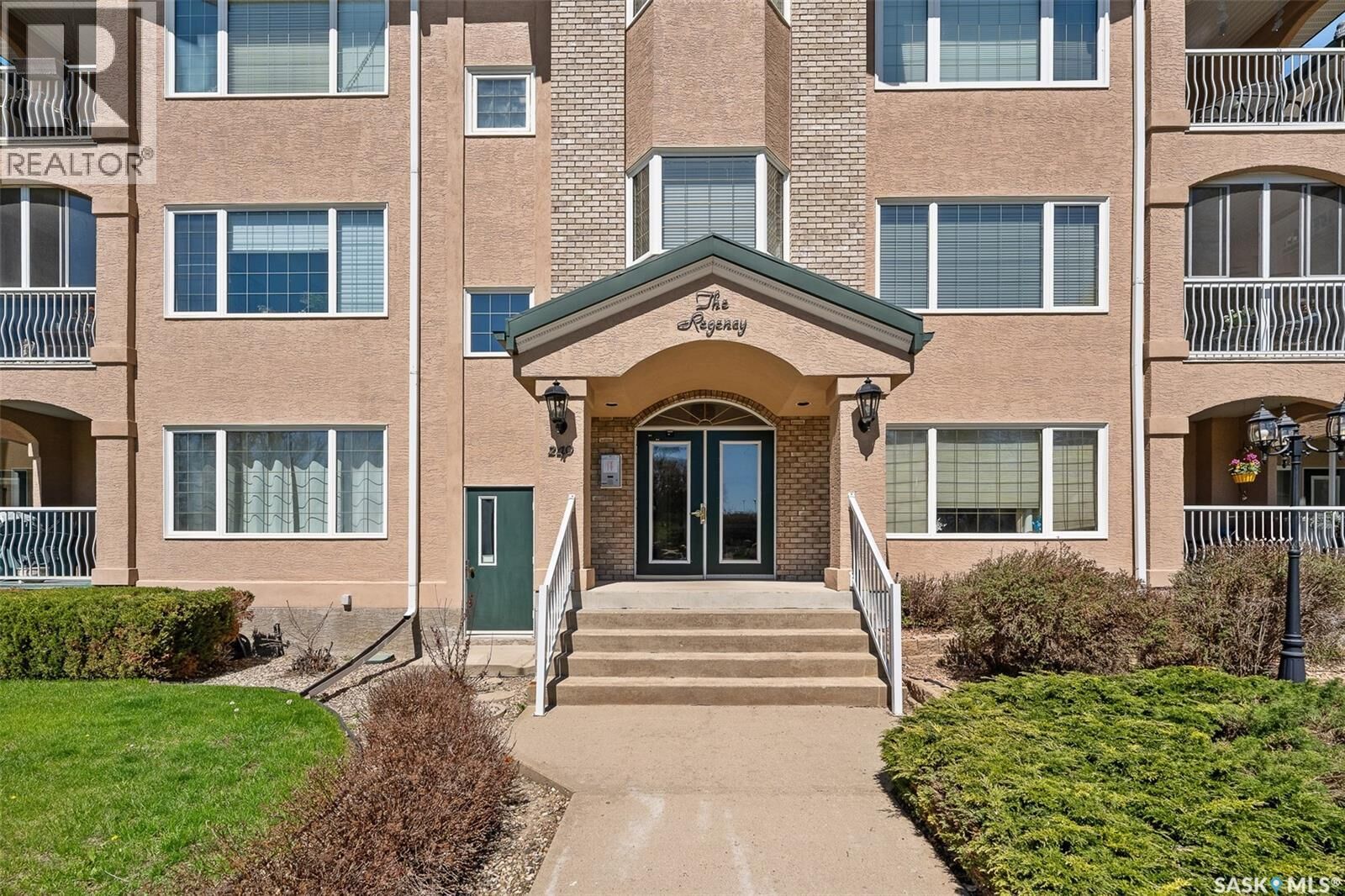 Property Photo:  105 240 Athabasca Street E  SK S6H 0L5 