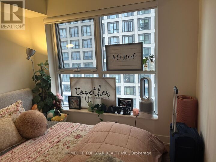Property Photo:  5 Mabelle Avenue 2930  ON M9A 0C8 