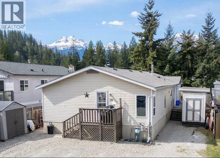 39 Johnson Way — photo 1