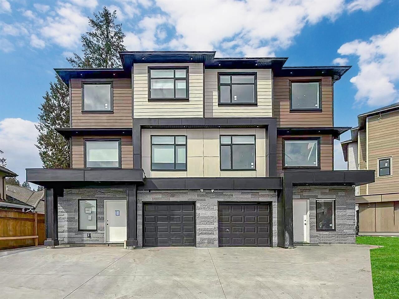 Property Photo:  15861 111A Avenue 102  BC V4N 5B4 