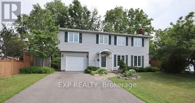 Property Photo:  1326 Fontenay Crescent  ON K1V 7K8 