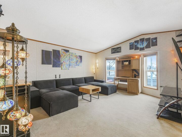 Property Photo:  1634 66 Ave - Maple Ridge Mh Pa NW  AB T6P 0A6 