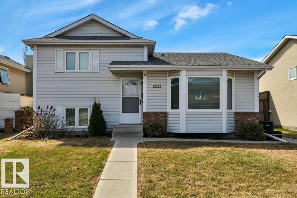 Property Photo:  18227 76 Avenue NW  AB T5T 4R2 
