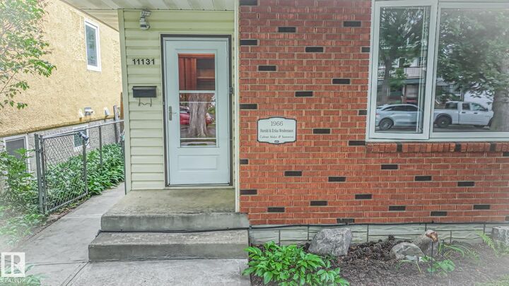 Property Photo:  11131 52 Street NW  AB T5W 3H6 