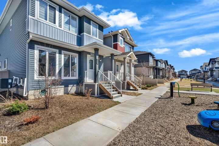 Property Photo:  1750 25A Street NW  AB T6T 2H9 