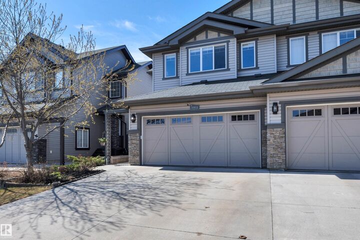 Property Photo:  3911 Gallinger Loop NW  AB T5T 4G6 