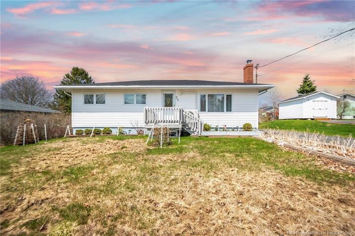 Property Photo:  24 Glengarry Drive  NB E2J 2Y3 